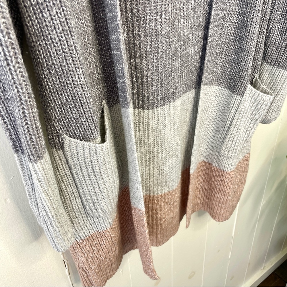 Color Block Cardigan, size S - Picture 6 of 7